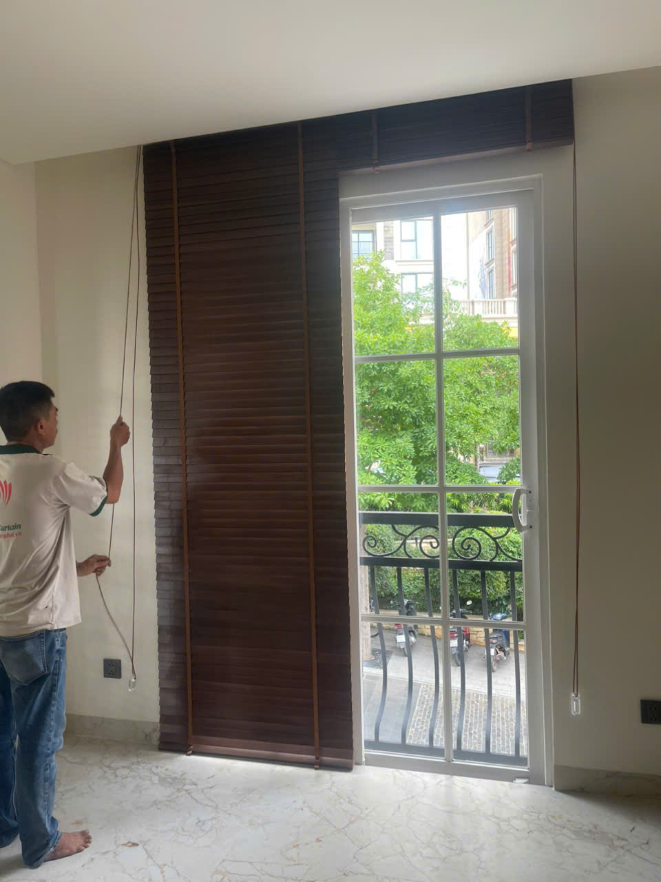 R&egrave;m s&aacute;o gỗ cao cấp